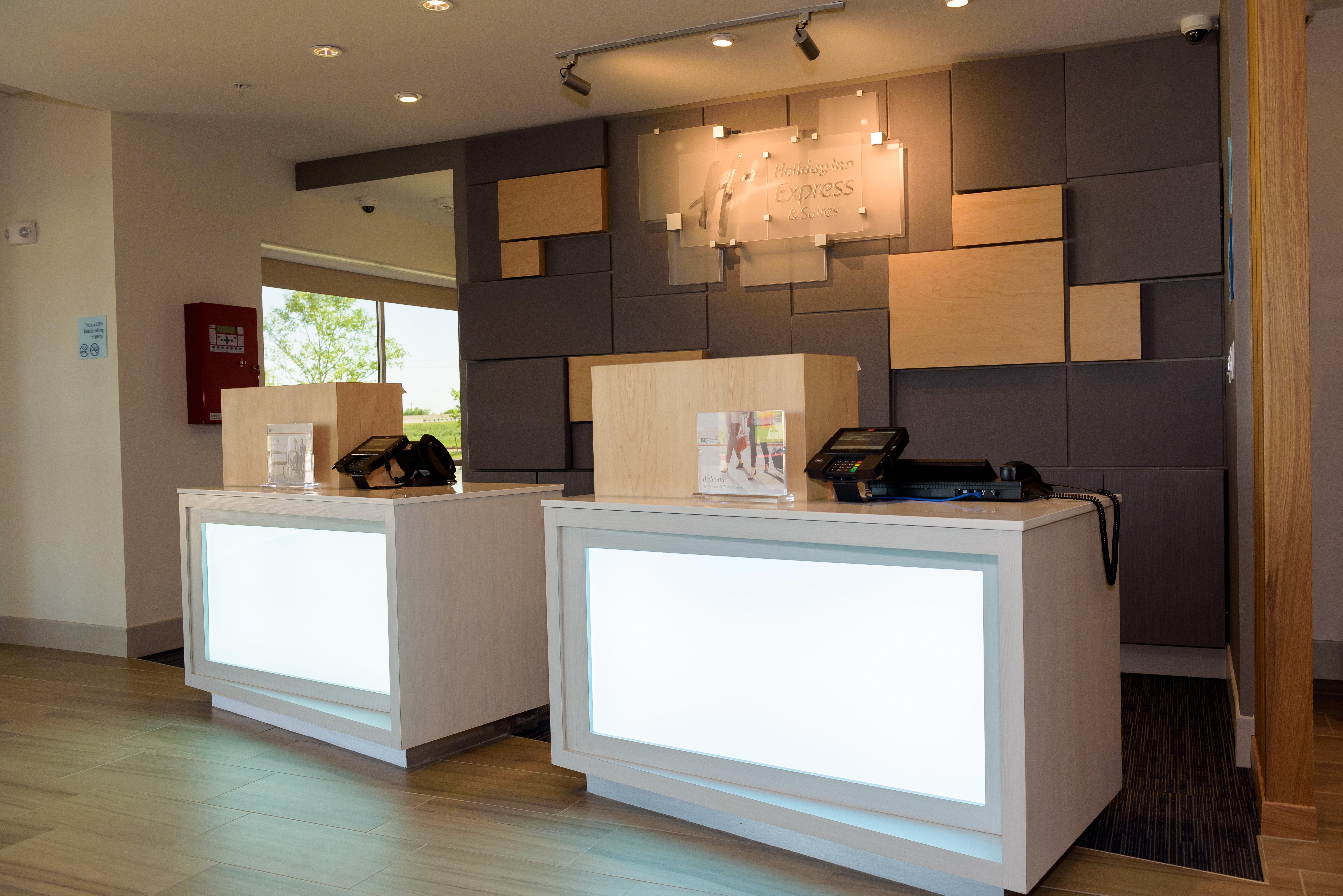Holiday Inn Express & Suites Mckinney - Frisco East By Ihg Eksteriør billede