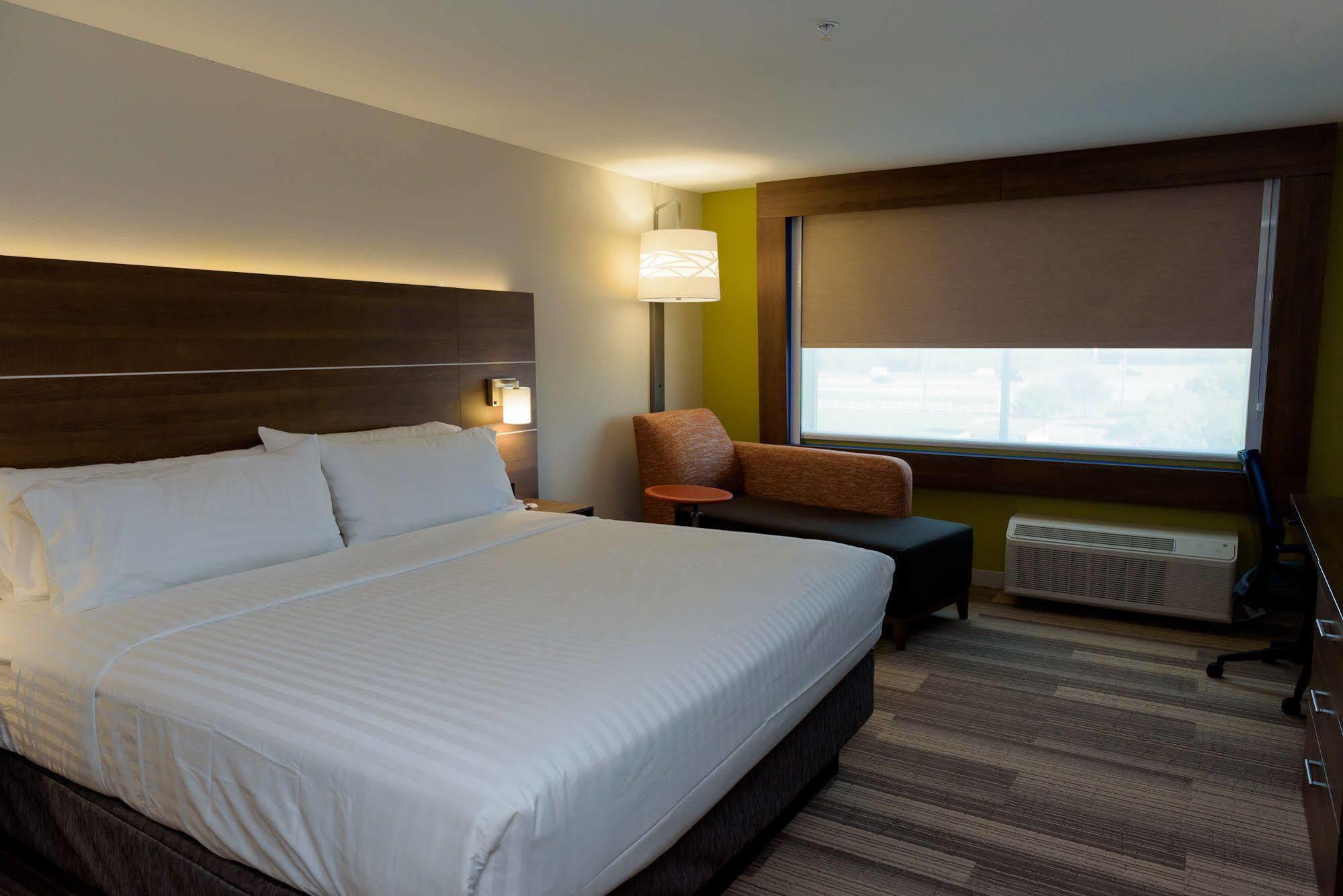 Holiday Inn Express & Suites Mckinney - Frisco East By Ihg Eksteriør billede