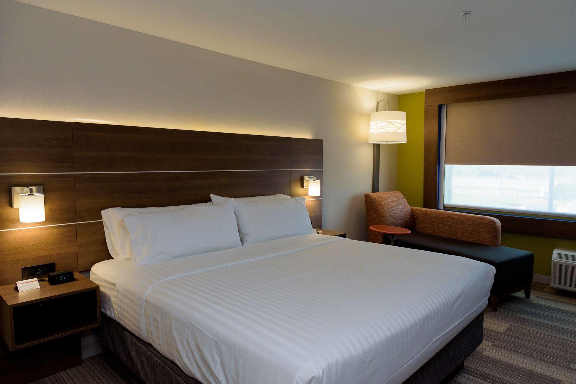 Holiday Inn Express & Suites Mckinney - Frisco East By Ihg Eksteriør billede
